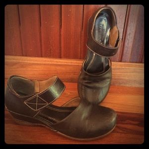 French Comfort Wedge